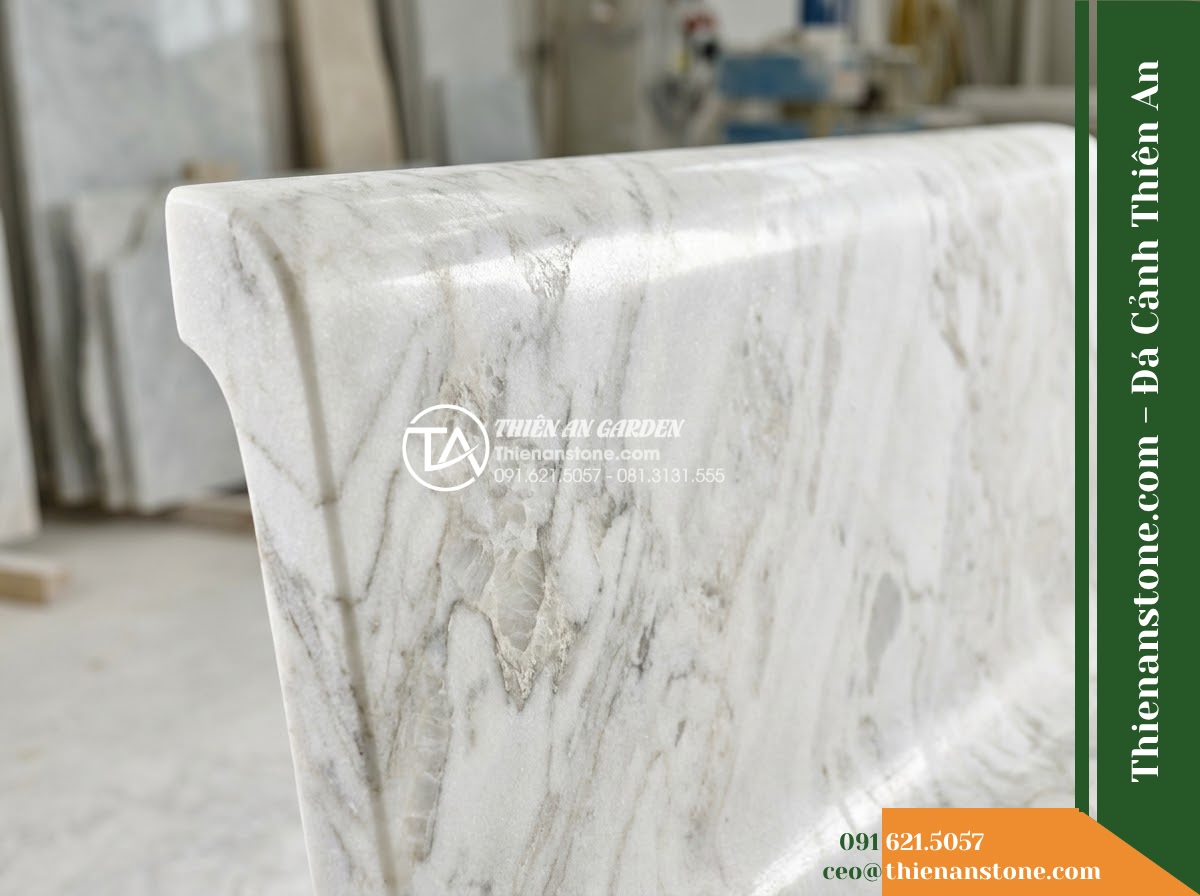 Ghế Đá Granito Tân Phát – Kích thước 155 x 47 x 45 cm – Kiểu dáng không tựa, mặt bo đầu, chân hộp. Chất liệu đá granito (đá mài)
