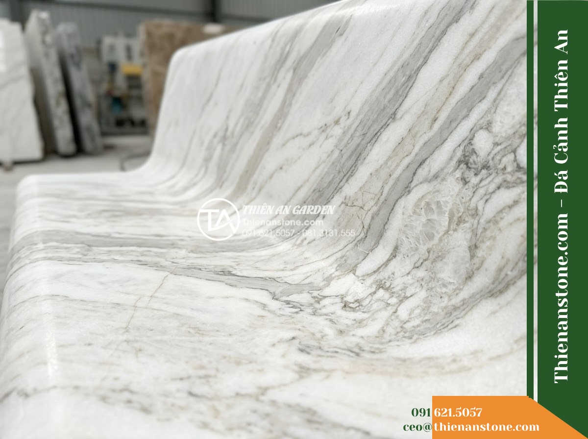 Ghế Đá Sân Trường Gieo Mầm – Kích thước 155 x 45 x 45 cm – Kiểu dáng băng dài không tựa, chân hộp. Chất liệu đá hoa cương