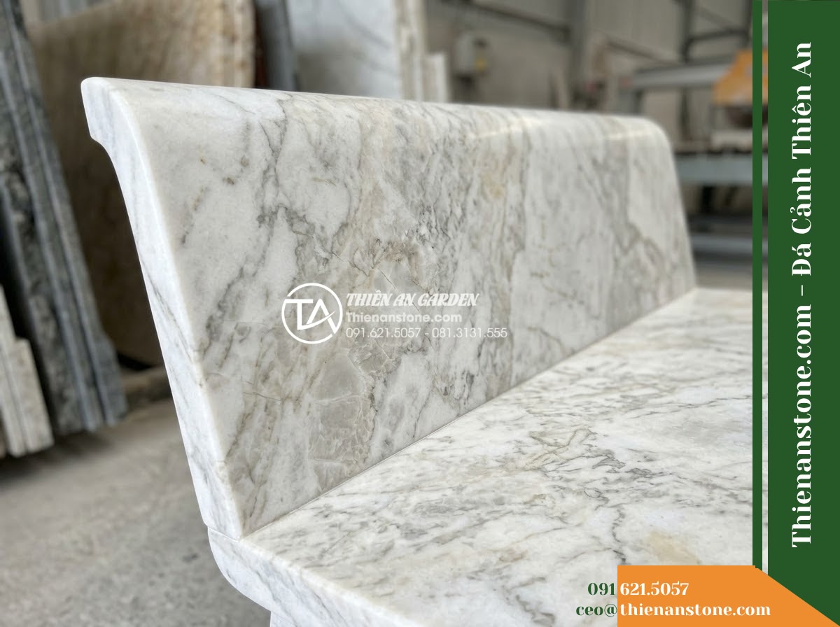Ghế Đá Sân Trường Gieo Mầm – Kích thước 155 x 45 x 45 cm – Kiểu dáng băng dài không tựa, chân hộp. Chất liệu đá hoa cương