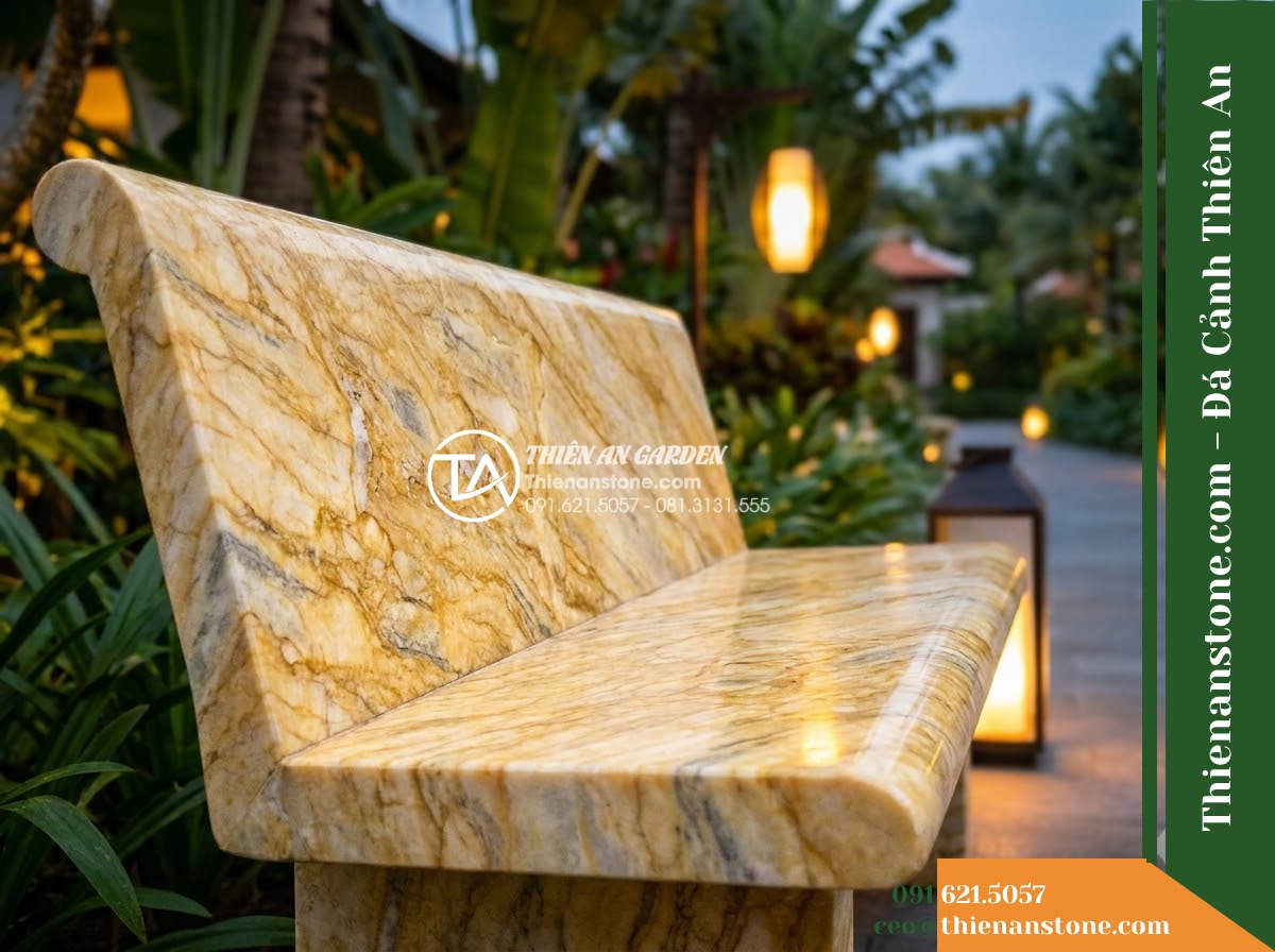 Ghế Đá Sân Trường Măng Non – Kích thước 150 x 45 x 78 cm – Kiểu dáng tựa cong nhẹ, hai đầu bo tròn. Chất liệu đá vàng cẩm thạch