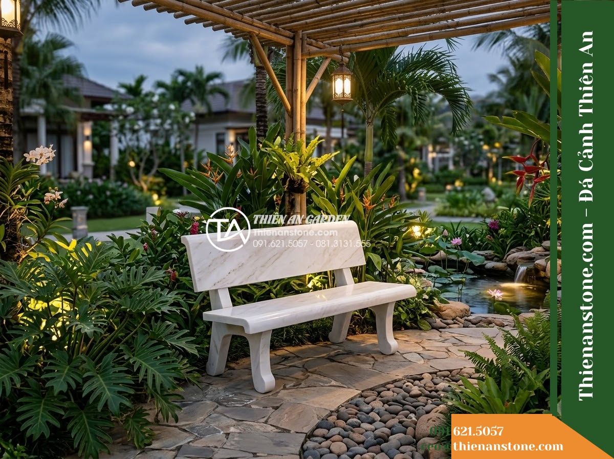 Ghế Đá Sân Trường Vươn Xa – Kích thước 175 x 50 x 80 cm – Kiểu dáng tựa nan ngang, chân chữ U cân đối. Chất liệu đá hoa cương