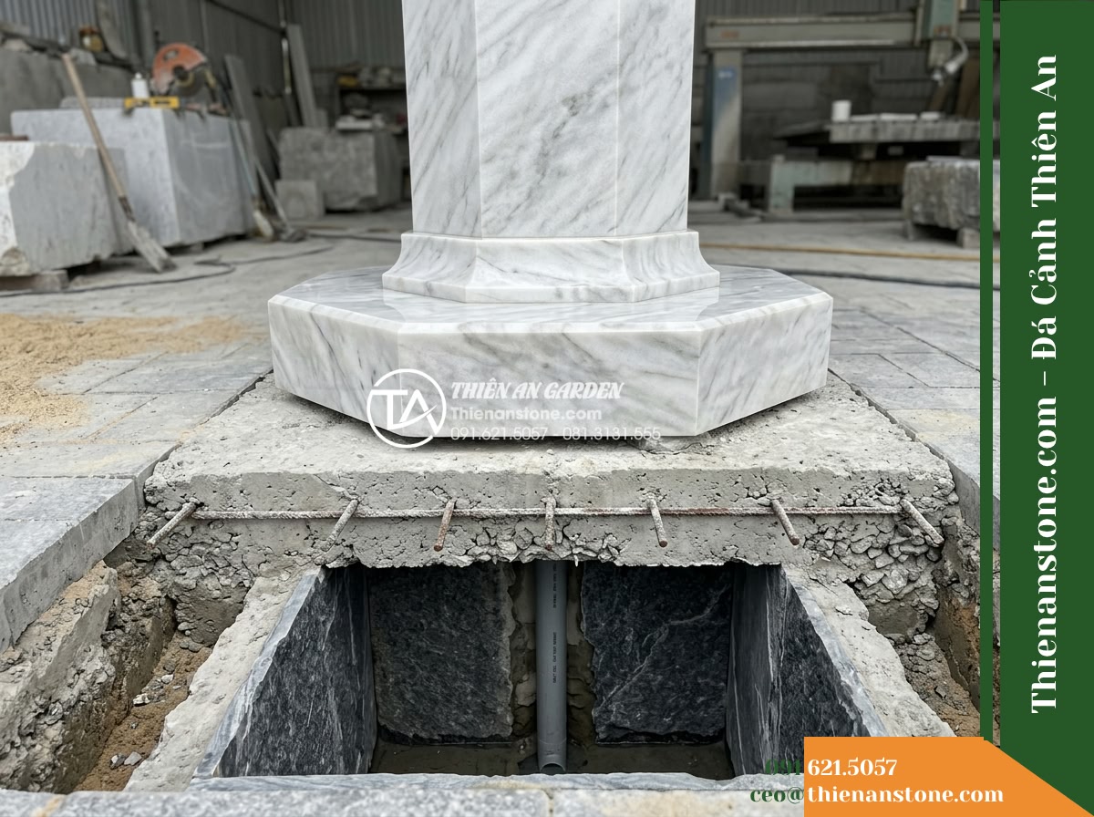 Trụ Phun Lục Giác Đỉnh Bát Phun, D40cm Cao 1m - Hình 17 Trụ Phun Lục Giác Đỉnh Bát Phun, D40cm Cao 1m - Detailed technical photograph focusing on the heavy base of the hexagonal stone