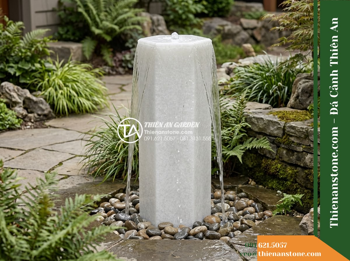 Trụ Phun Lục Giác Mài Bóng Nhẹ, D35cm Cao 80cm - Hình 18 Trụ Phun Lục Giác Mài Bóng Nhẹ, D35cm Cao 80cm - Comprehensive overview showing the stone pillar harmoniously functioning inside